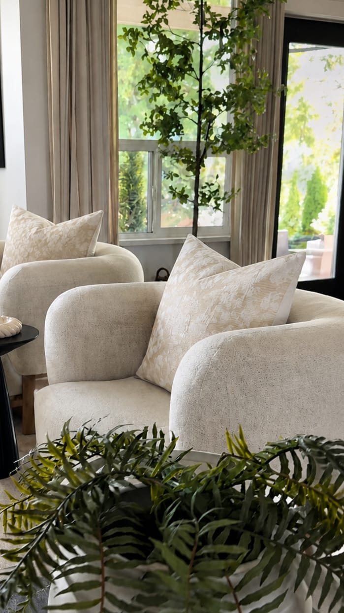 Jacquard Floral Cushion Cover view 5